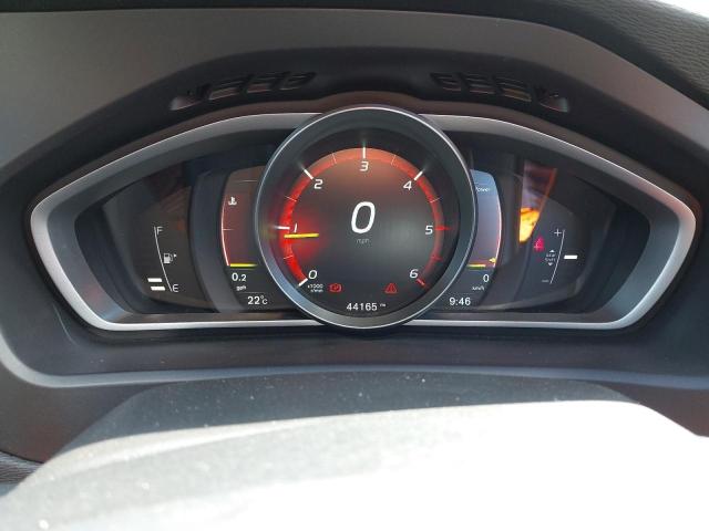 2018 VOLVO V40 R-DESI
