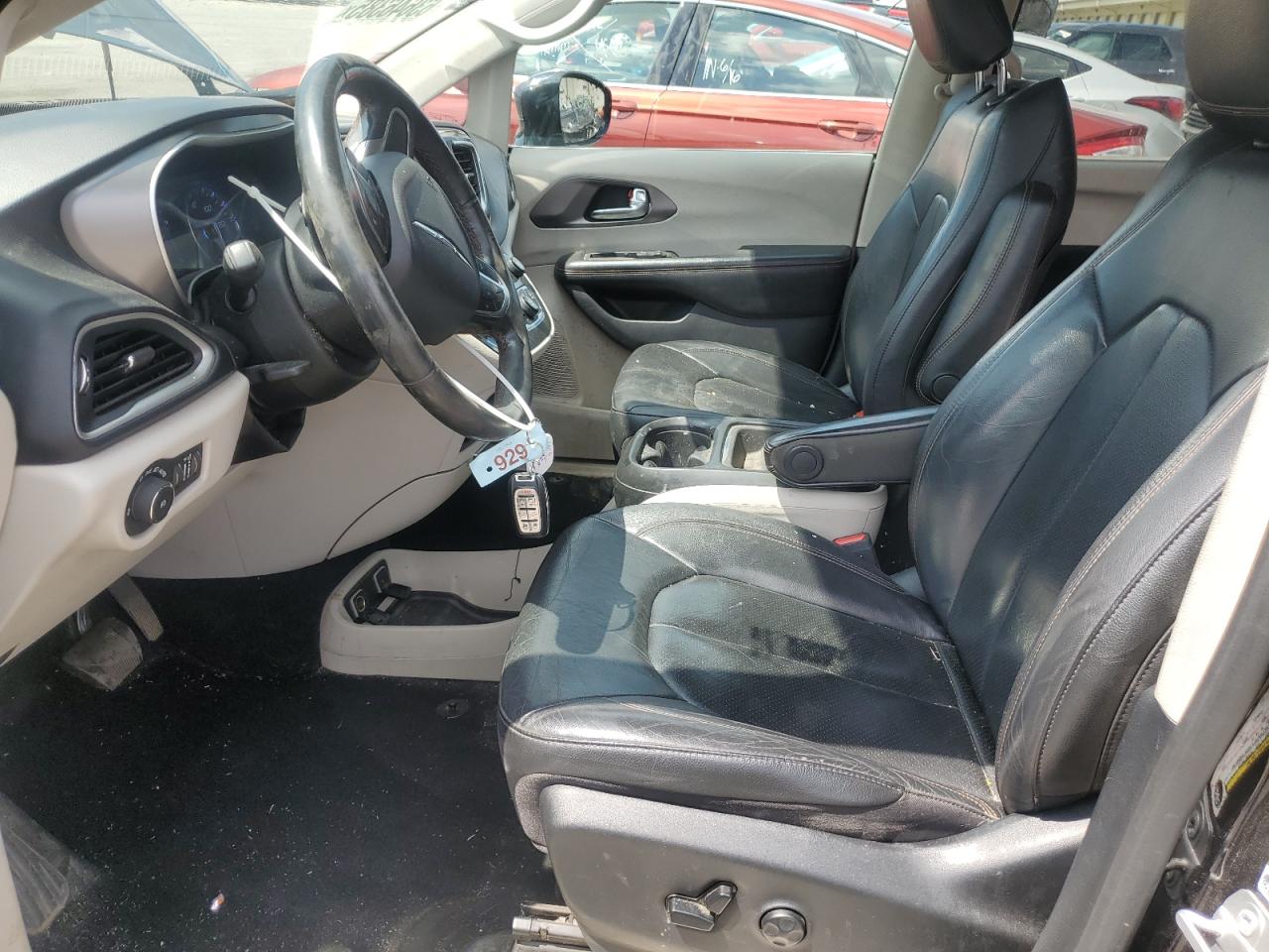 2020 Chrysler Pacifica Touring L VIN: 2C4RC1BG9LR118069 Lot: 63646385