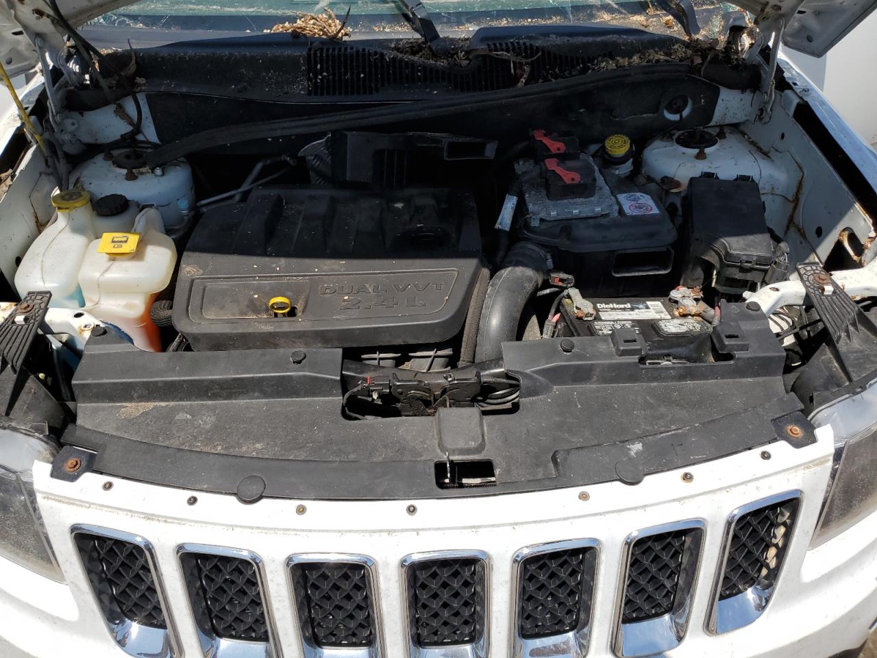 2015 Jeep Compass Latitude VIN: 1C4NJDEB9FD357487 Lot: 65528245