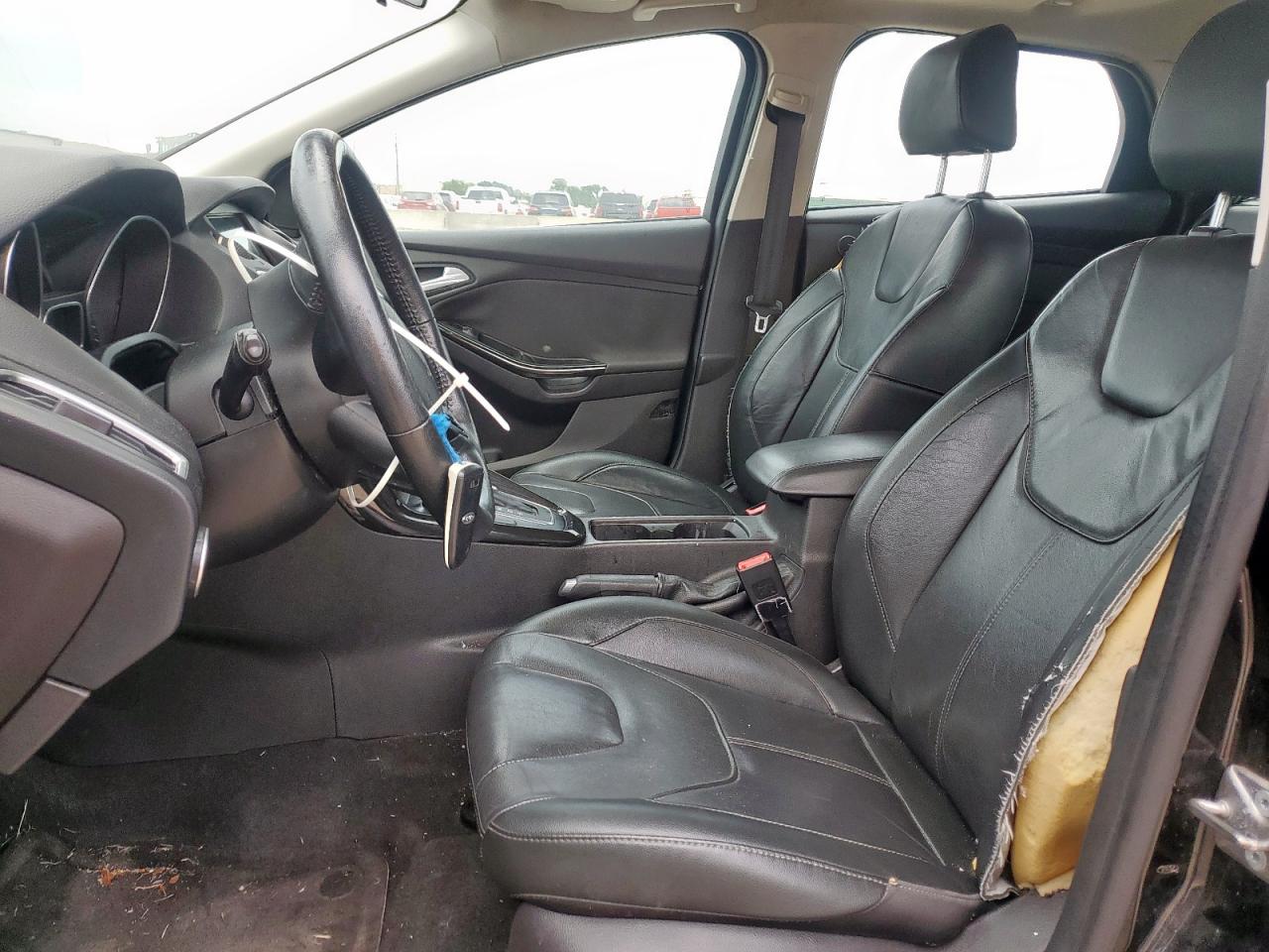 2018 Ford Focus Titanium VIN: 1FADP3N2XJL289659 Lot: 65594275