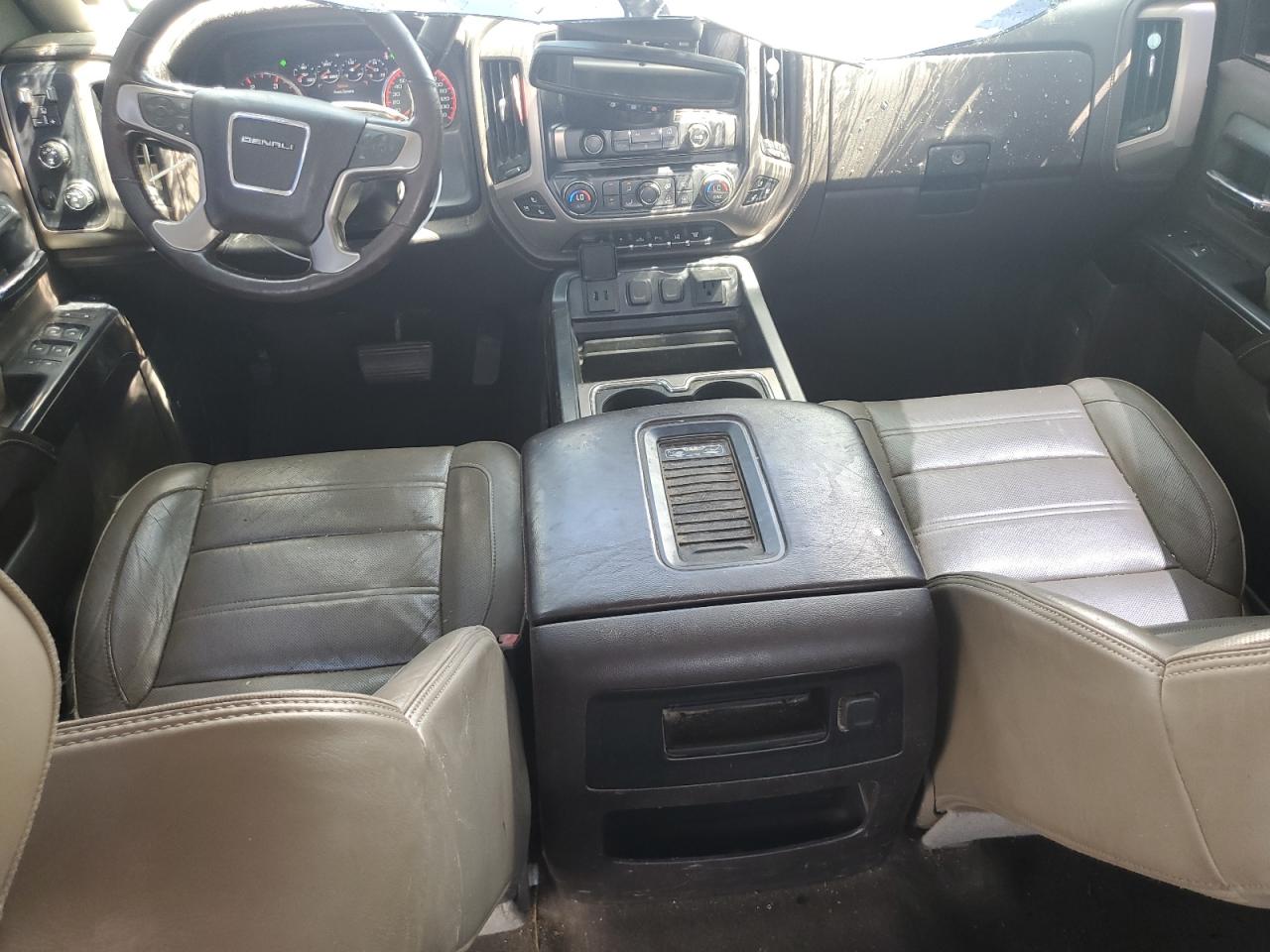 2016 GMC Sierra K2500 Denali VIN: 1GT12UE82GF129899 Lot: 64635885