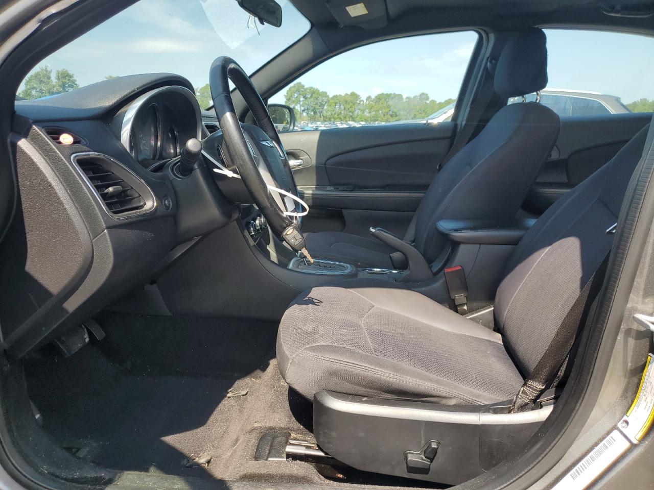 2013 Chrysler 200 Touring VIN: 1C3CCBBG6DN659398 Lot: 66828745