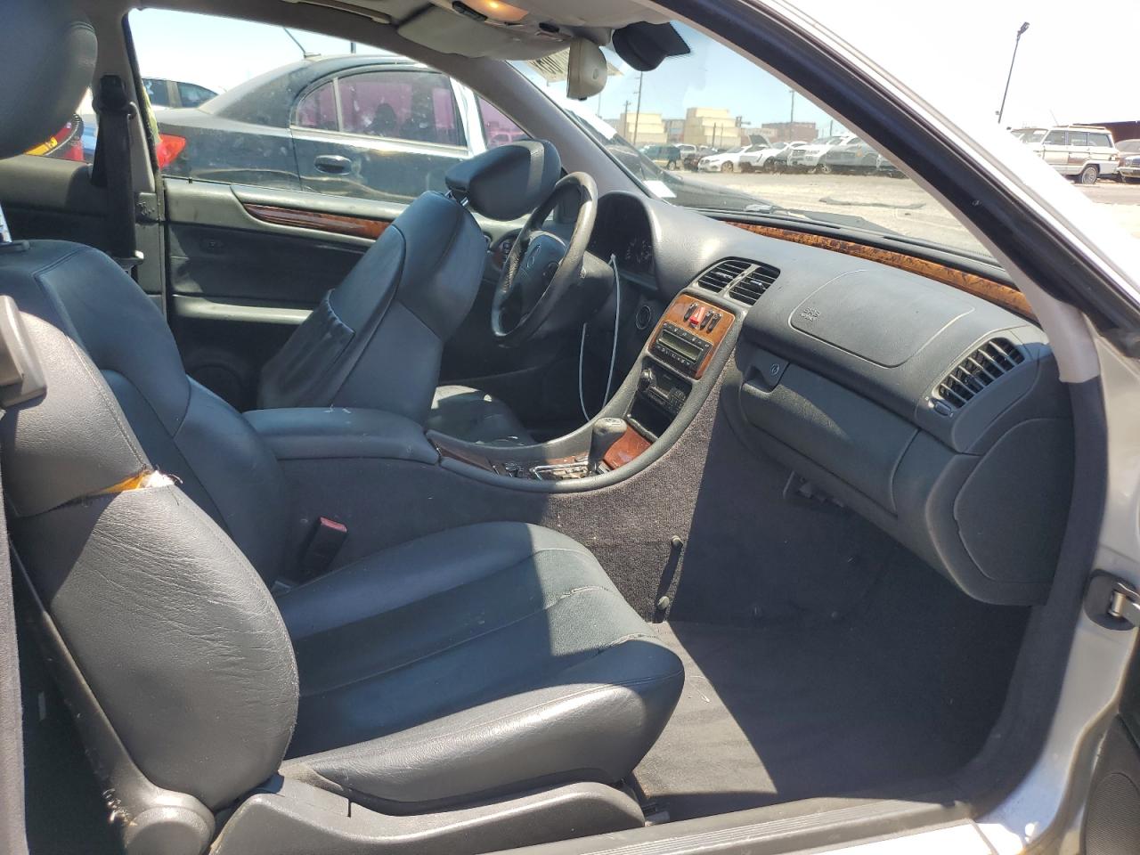 2002 Mercedes-Benz Clk 320 VIN: WDBLJ65G82T094969 Lot: 64224905