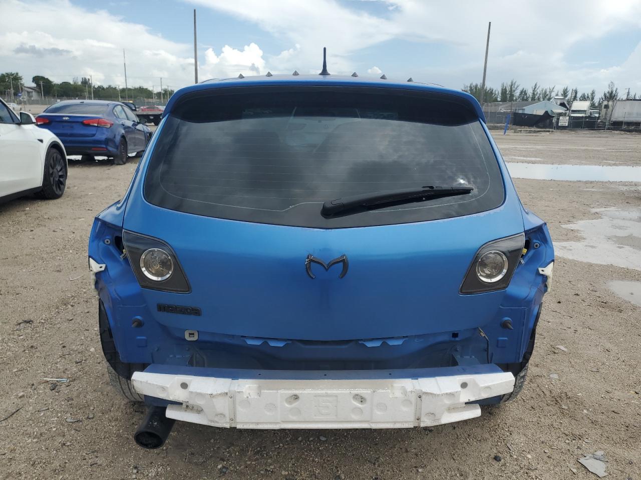 2005 Mazda 3 Hatchback VIN: JM1BK143951332999 Lot: 65143185