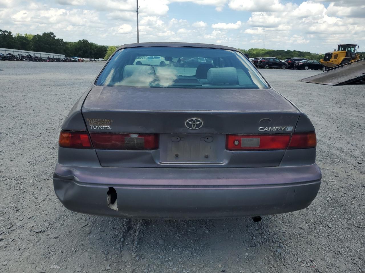 1998 Toyota Camry Ce VIN: 4T1BG22K4WU854484 Lot: 65327255