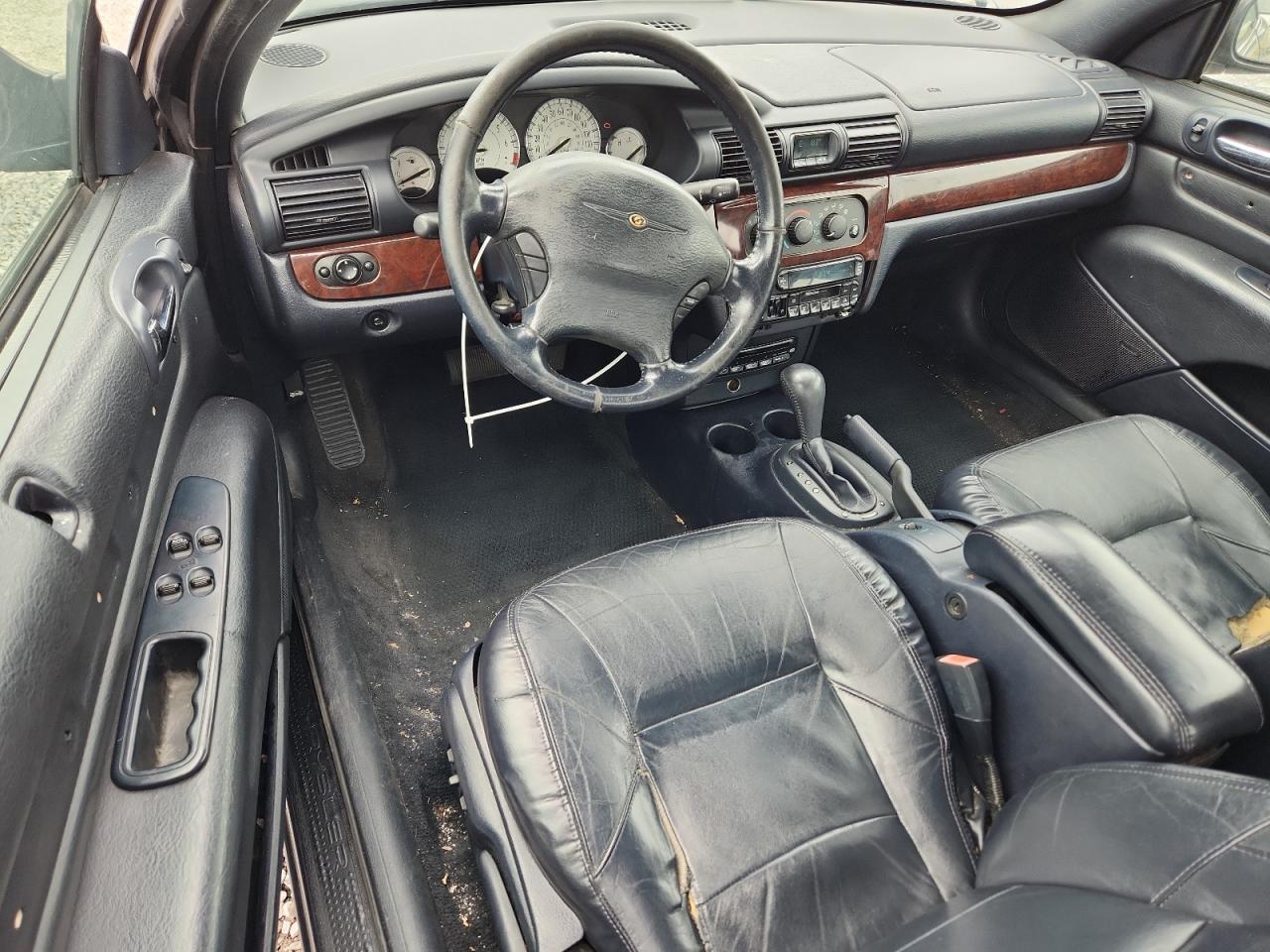 2002 Chrysler Sebring Limited VIN: 1C3EL65R02N146612 Lot: 61348815