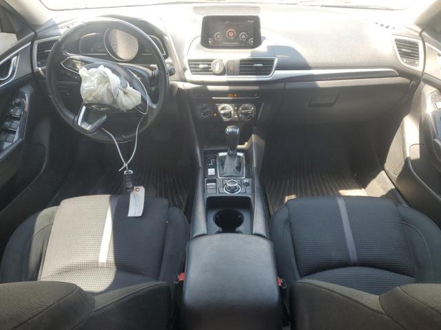Sedans MAZDA 3 2017 White