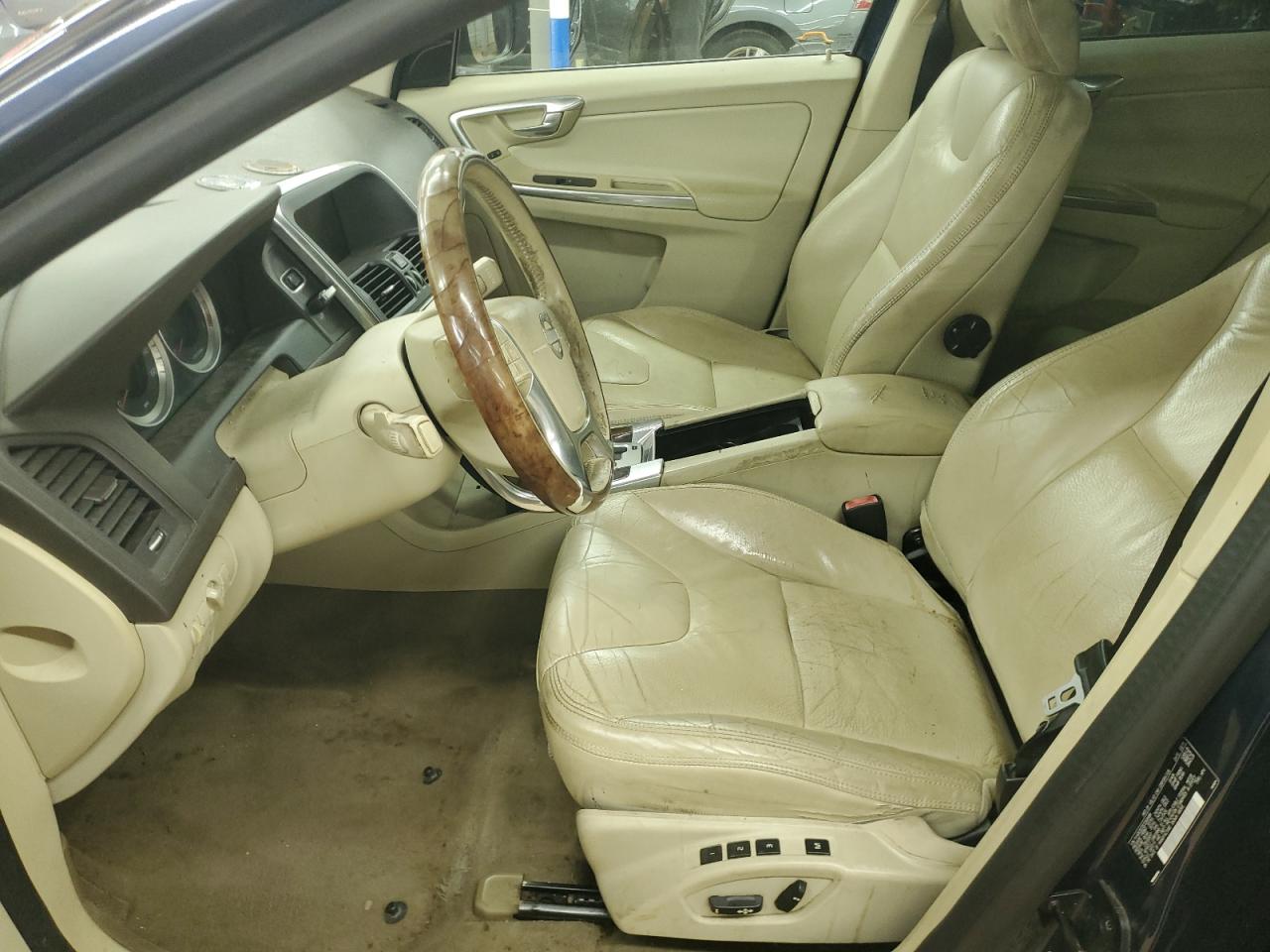 2012 Volvo Xc60 3.2 VIN: YV4952DZ2C2269488 Lot: 64295105