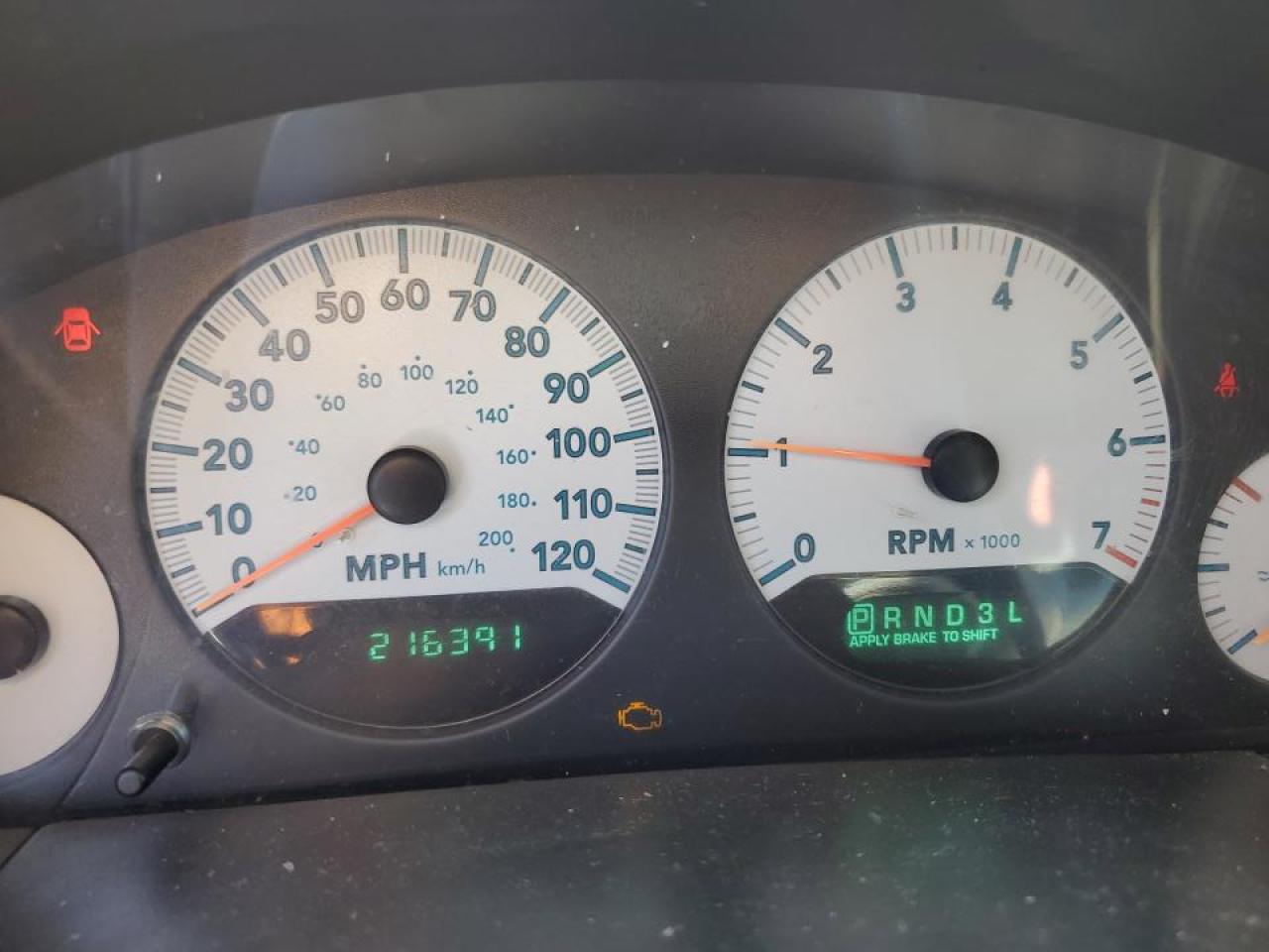 2005 Dodge Caravan Sxt VIN: 1D4GP45R15B394101 Lot: 65929425