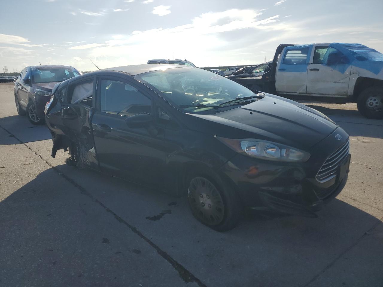 3FADP4TJ0FM142143 2015 Ford Fiesta S