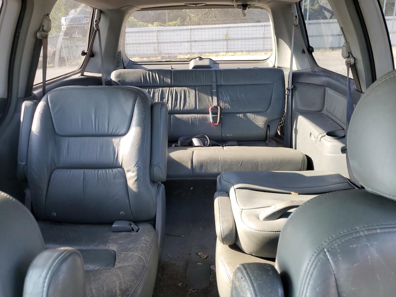 2002 Honda Odyssey Exl VIN: 5FNRL180X2B038414 Lot: 85259595