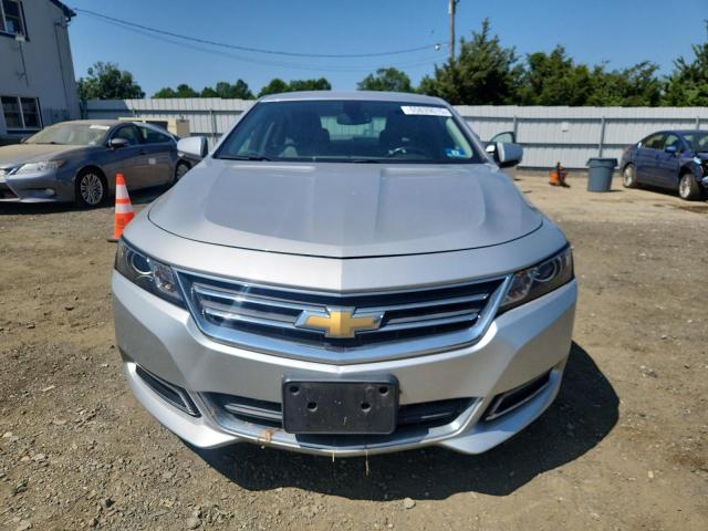  CHEVROLET IMPALA 2018 Srebrny