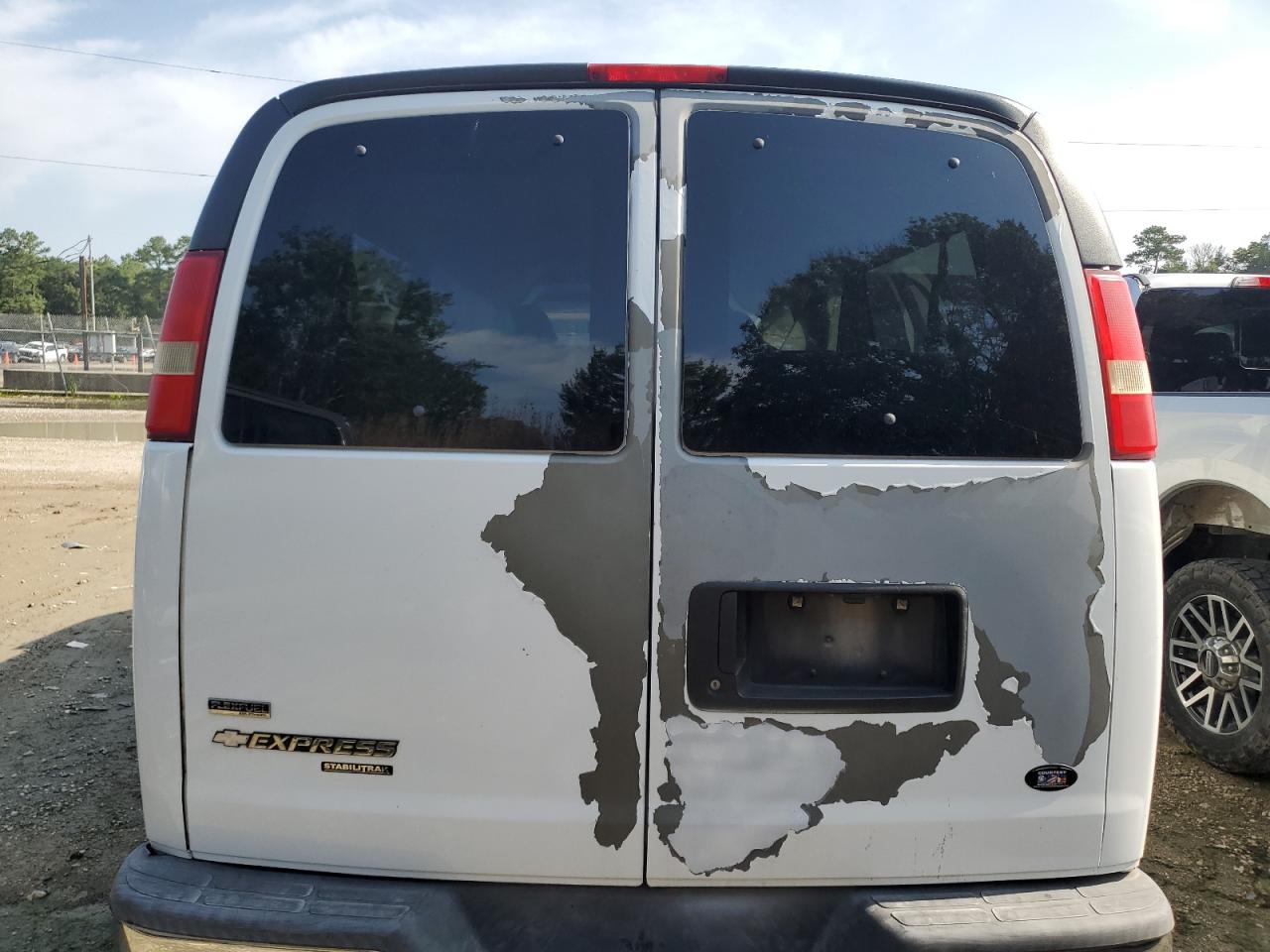 2011 Chevrolet Express G3500 Lt VIN: 1GAZG1FG5B1104549 Lot: 62838115