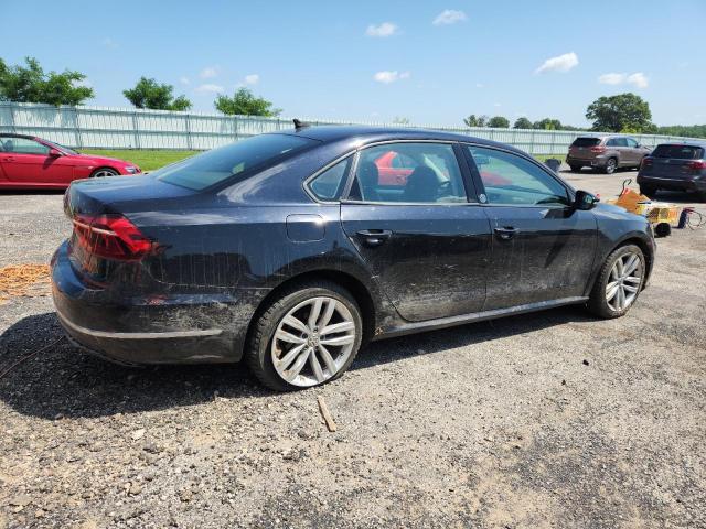  VOLKSWAGEN PASSAT 2019 Чорний
