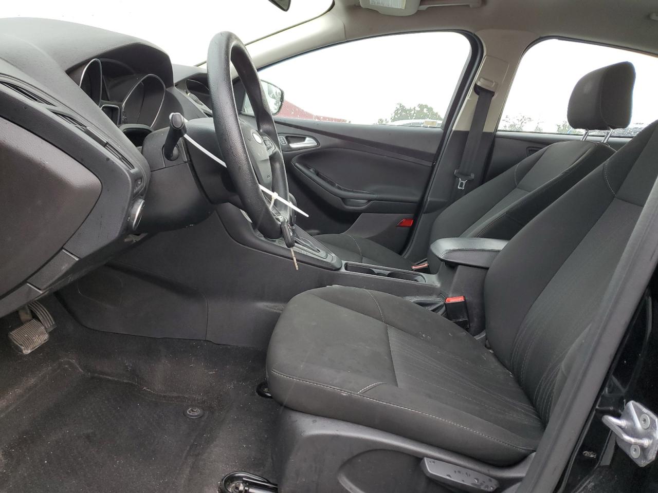2017 Ford Focus Se VIN: 1FADP3K20HL345574 Lot: 65222625