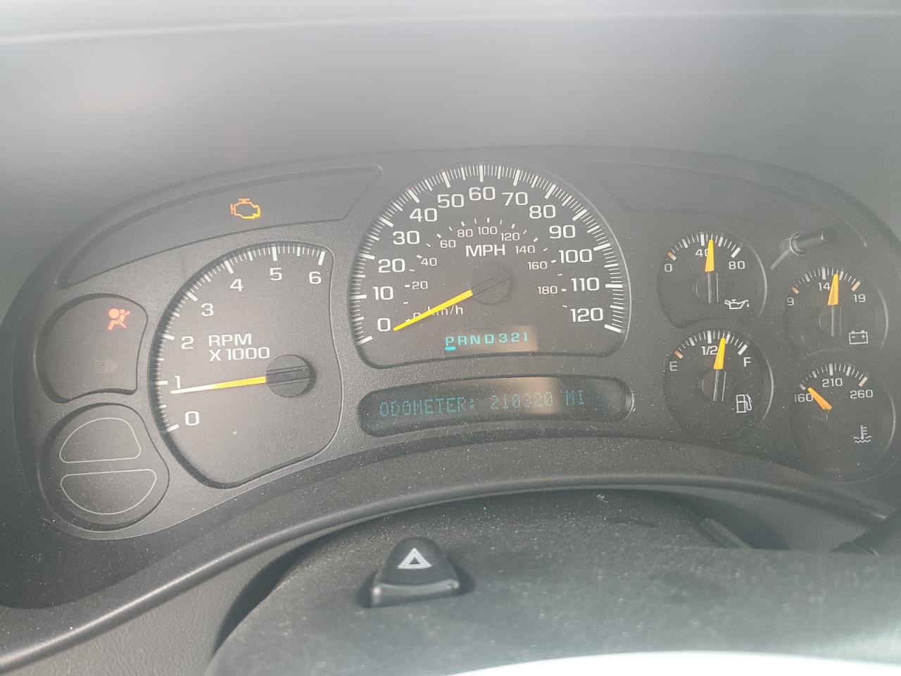 2004 Chevrolet Silverado K1500 VIN: 2GCEK19T741187279 Lot: 64841815