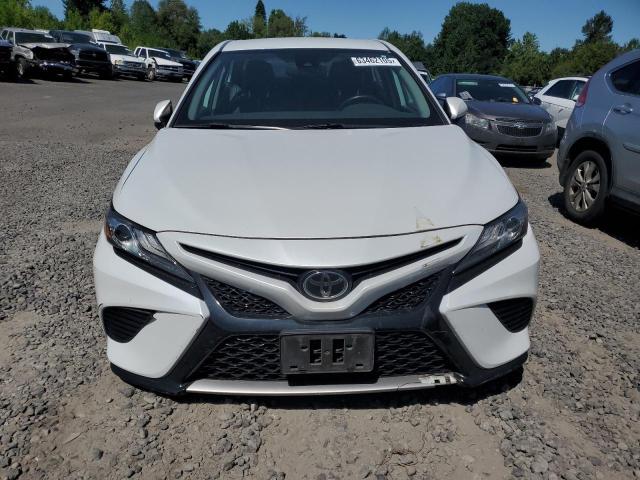  TOYOTA CAMRY 2019 Белы