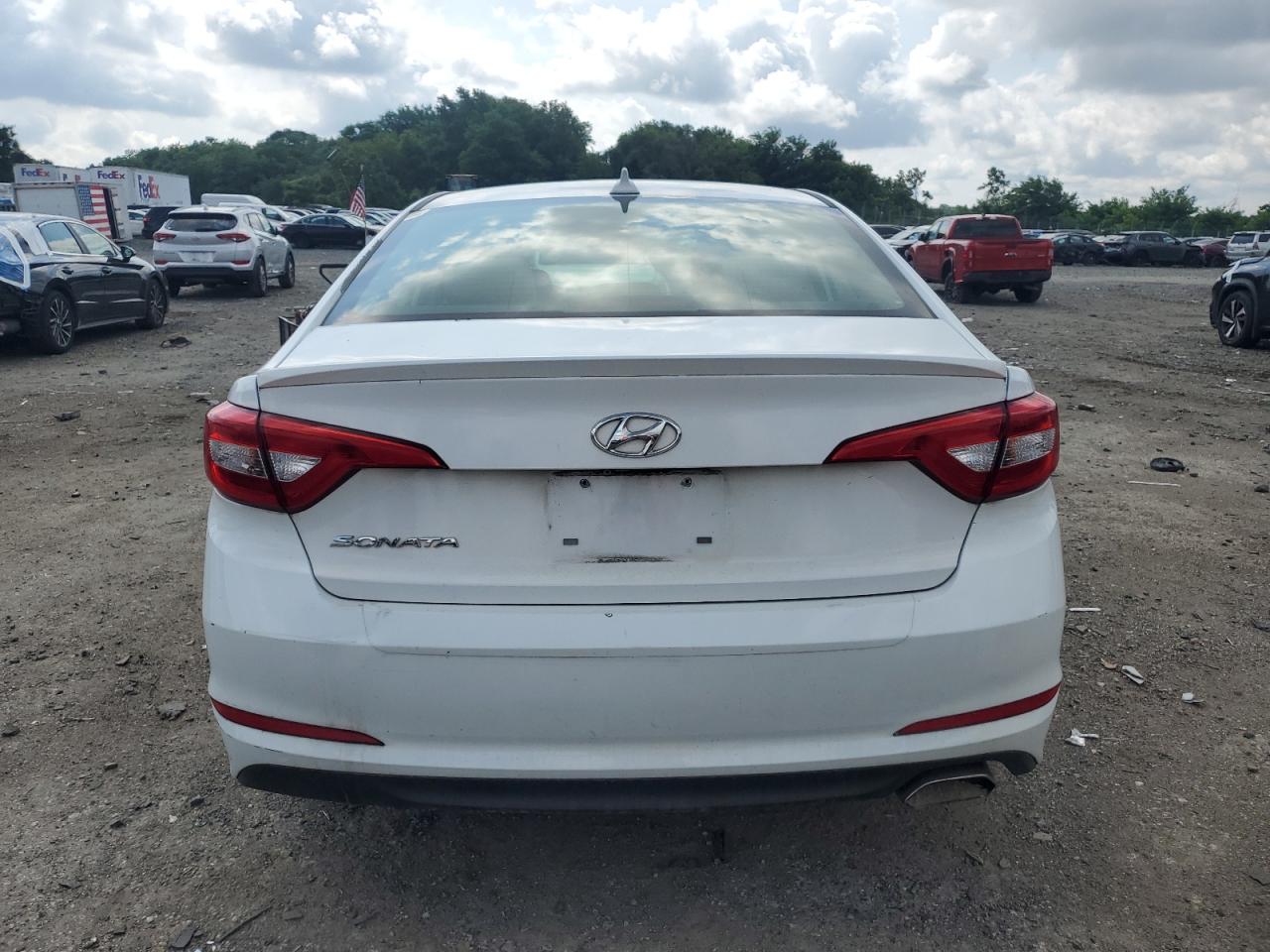 2017 Hyundai Sonata Se VIN: 5NPE24AF7HH550885 Lot: 64350665