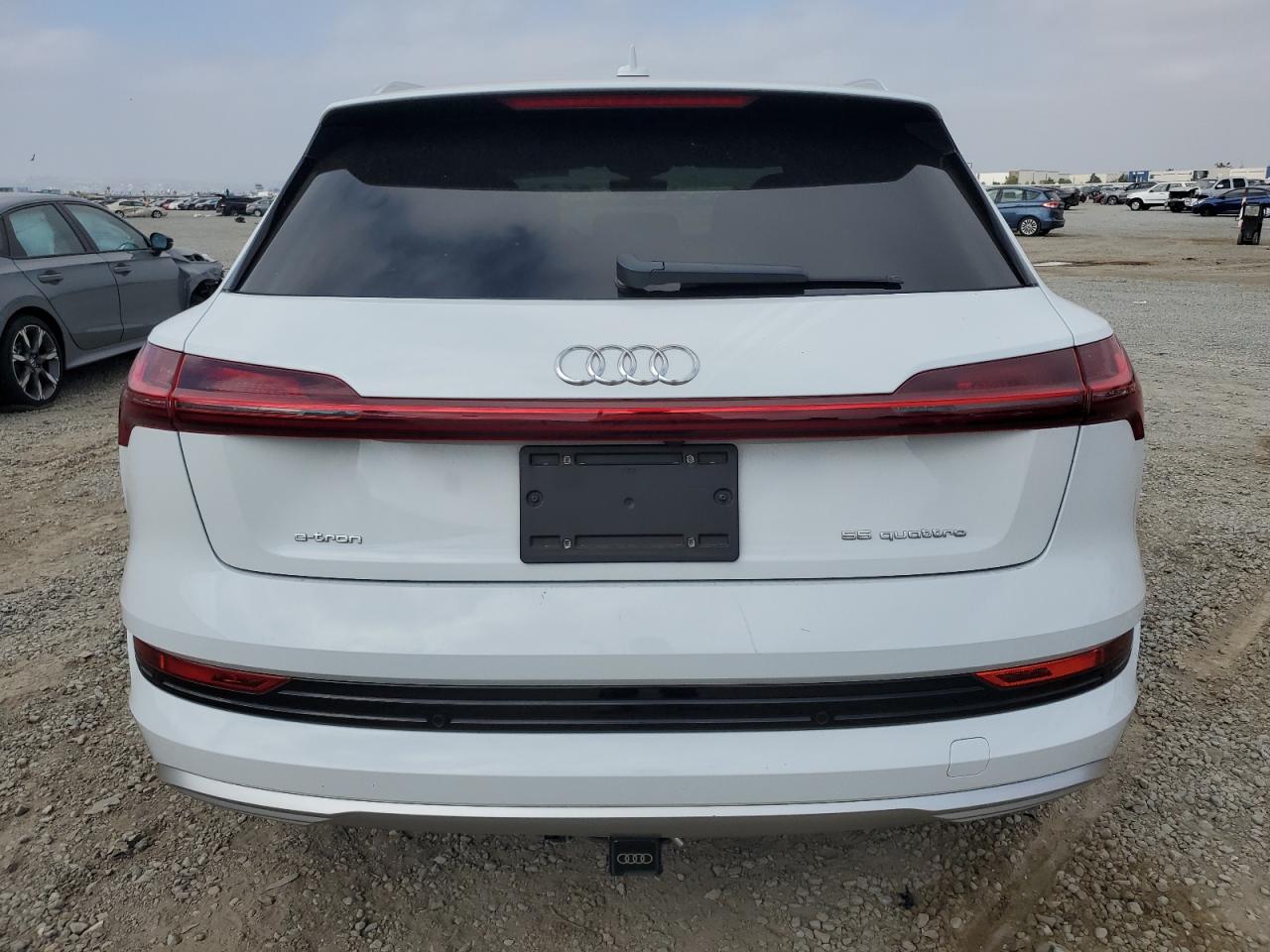 wa1vabge9kb025156 WA1VABGE9KB025156 2019 Audi E-Tron Prestige