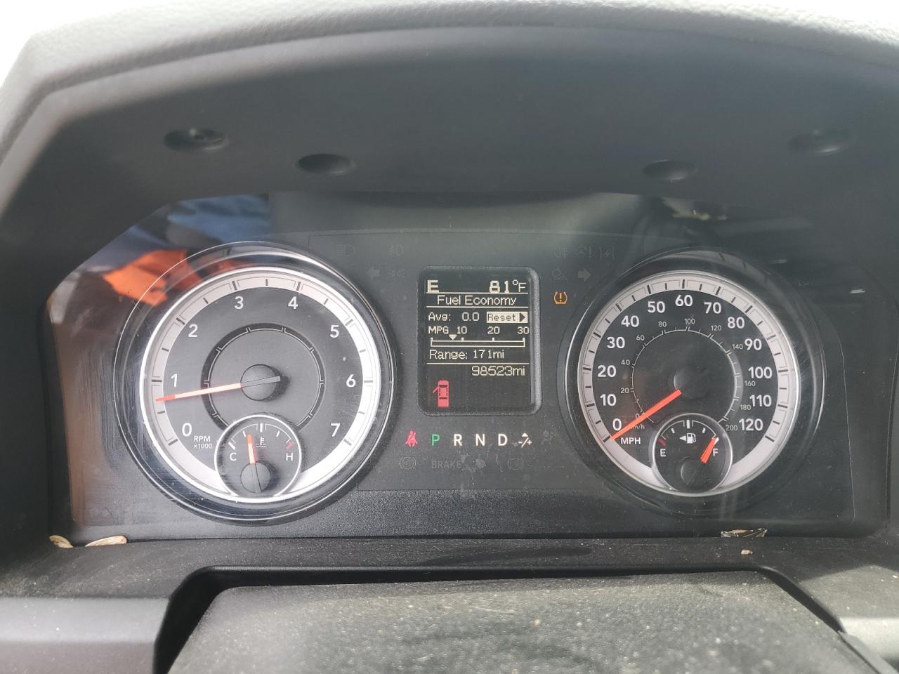 2018 Ram 2500 St VIN: 3C6TR5CJ7JG339850 Lot: 64279825