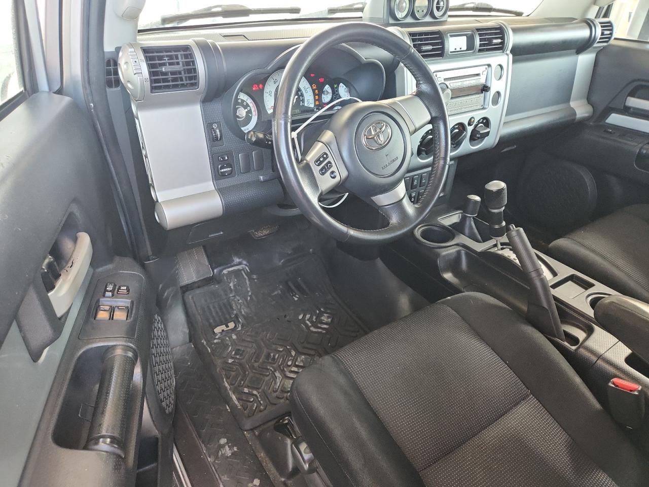 2007 Toyota Fj Cruiser VIN: JTEBU11F170043922 Lot: 64237225