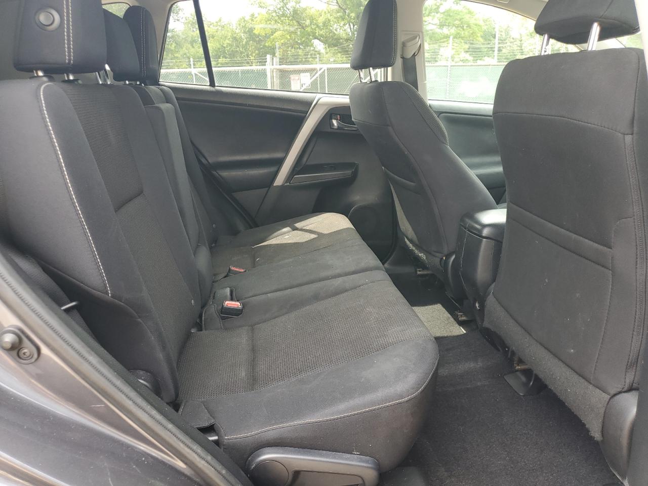2017 Toyota Rav4 Xle VIN: 2T3RFREV1HW564973 Lot: 65188575