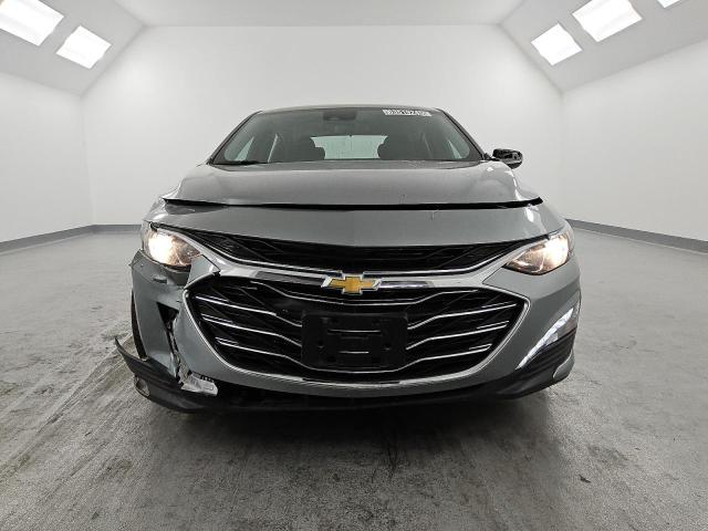  CHEVROLET MALIBU 2023 Серый