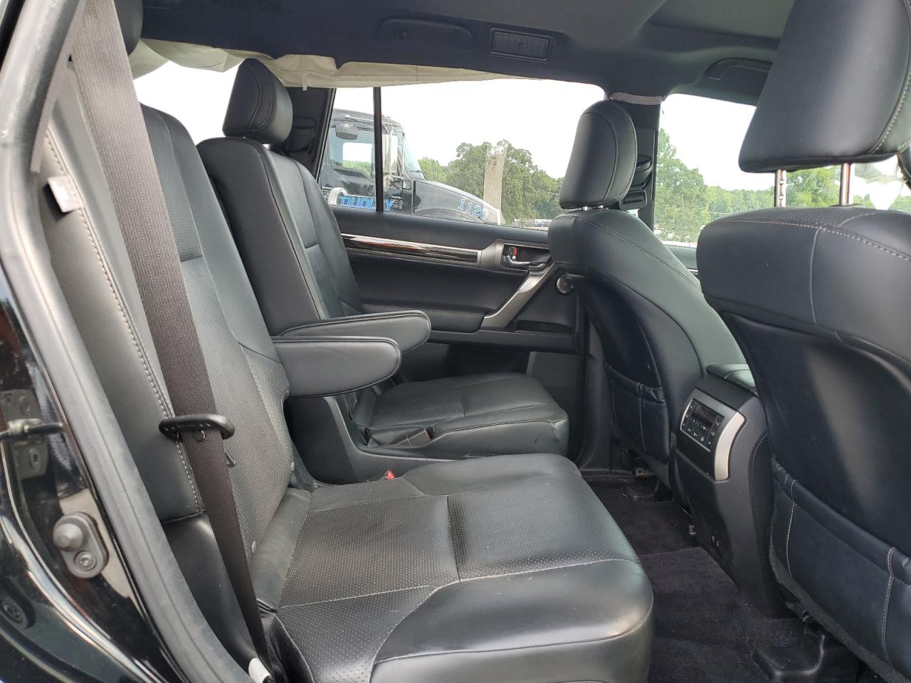 2022 Lexus Gx 460 Luxury VIN: JTJGM7BX8N5311883 Lot: 62296195