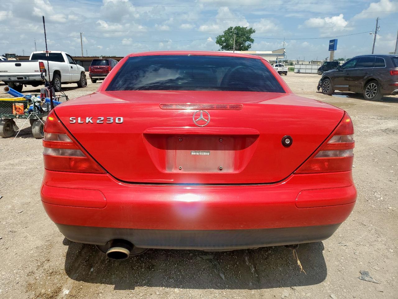 2000 Mercedes-Benz Slk 230 Kompressor VIN: WDBKK47F2YF156715 Lot: 63873805