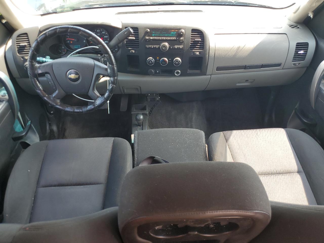 2010 Chevrolet Silverado K1500 Ls VIN: 1GCSKREA8AZ175666 Lot: 63051855
