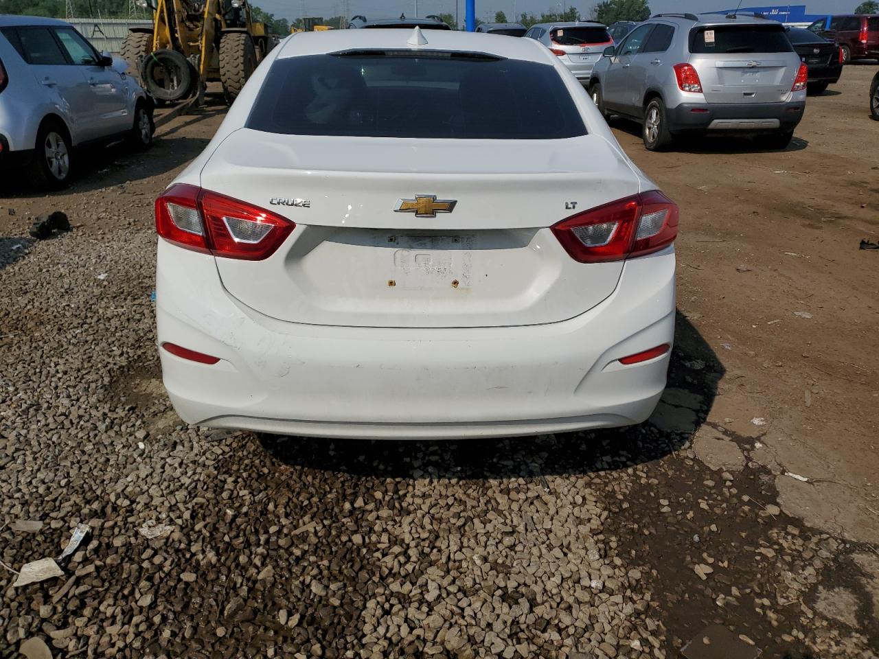 2019 Chevrolet Cruze Lt VIN: 1G1BE5SM3K7147486 Lot: 63052335