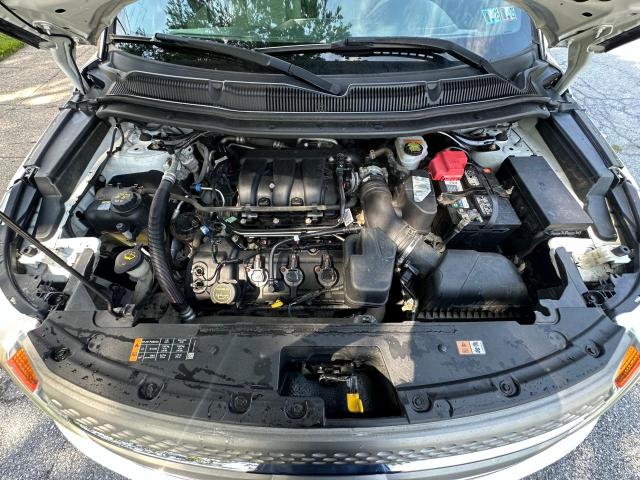 Parquets FORD EXPLORER 2014 Biały