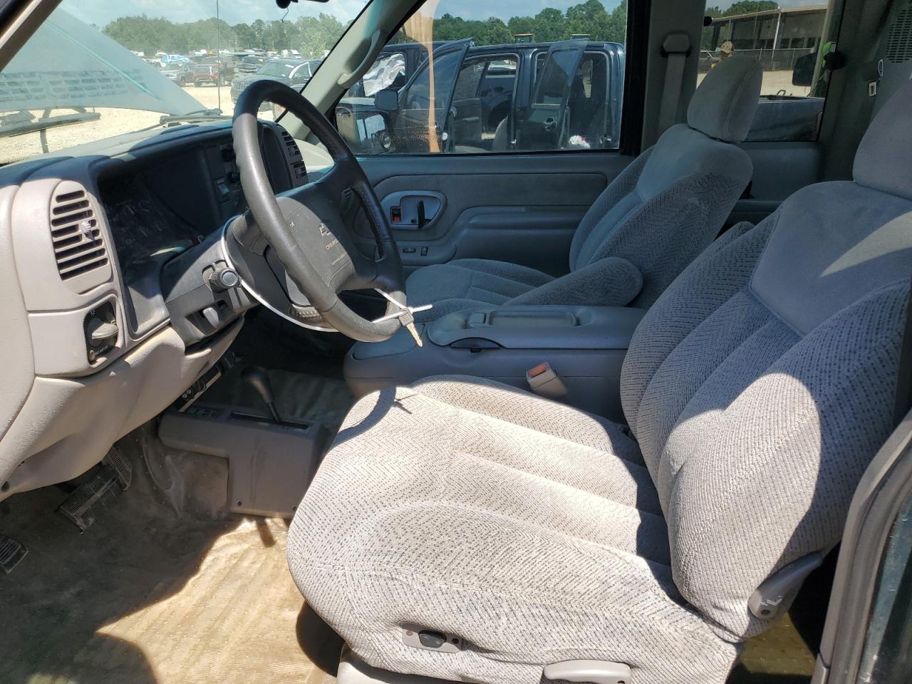 1995 Chevrolet Gmt-400 K1500 VIN: 2GCEK19K4S1131868 Lot: 63327345
