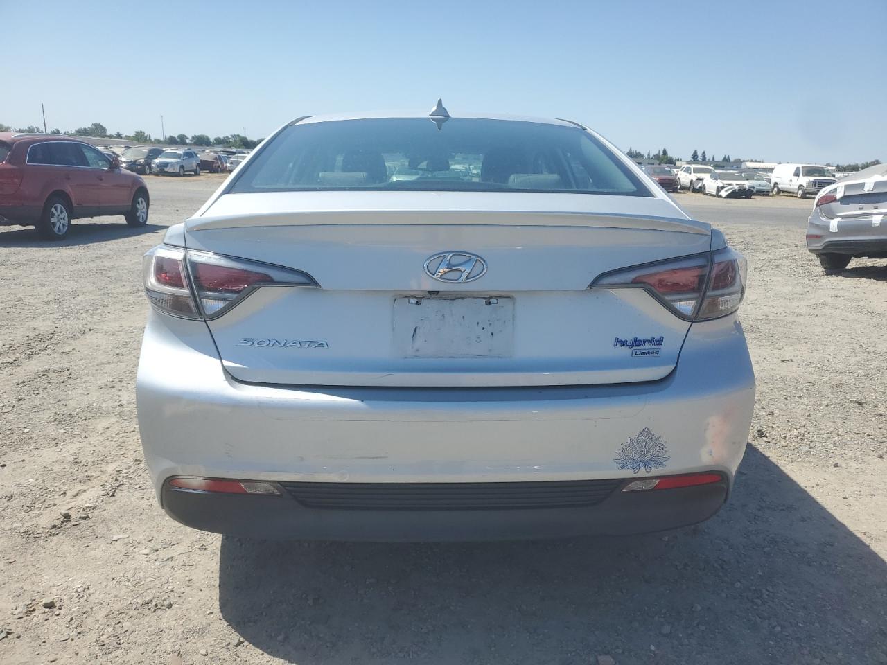 2017 Hyundai Sonata Hybrid VIN: KMHE34L34HA064327 Lot: 65473385