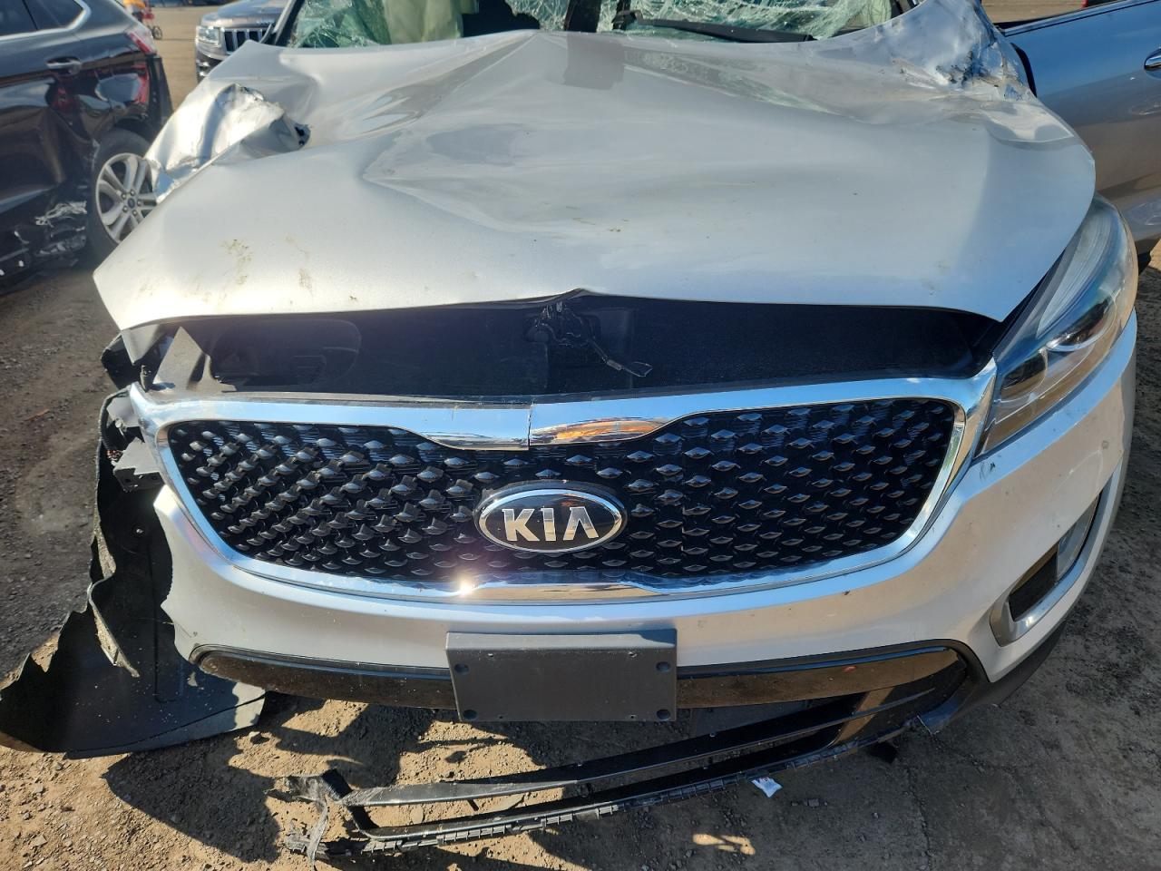 2016 Kia Sorento Ex VIN: 5XYPHDA12GG016467 Lot: 64831595