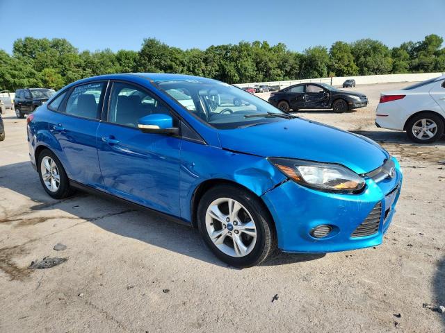 Sedans FORD FOCUS 2014 Blue