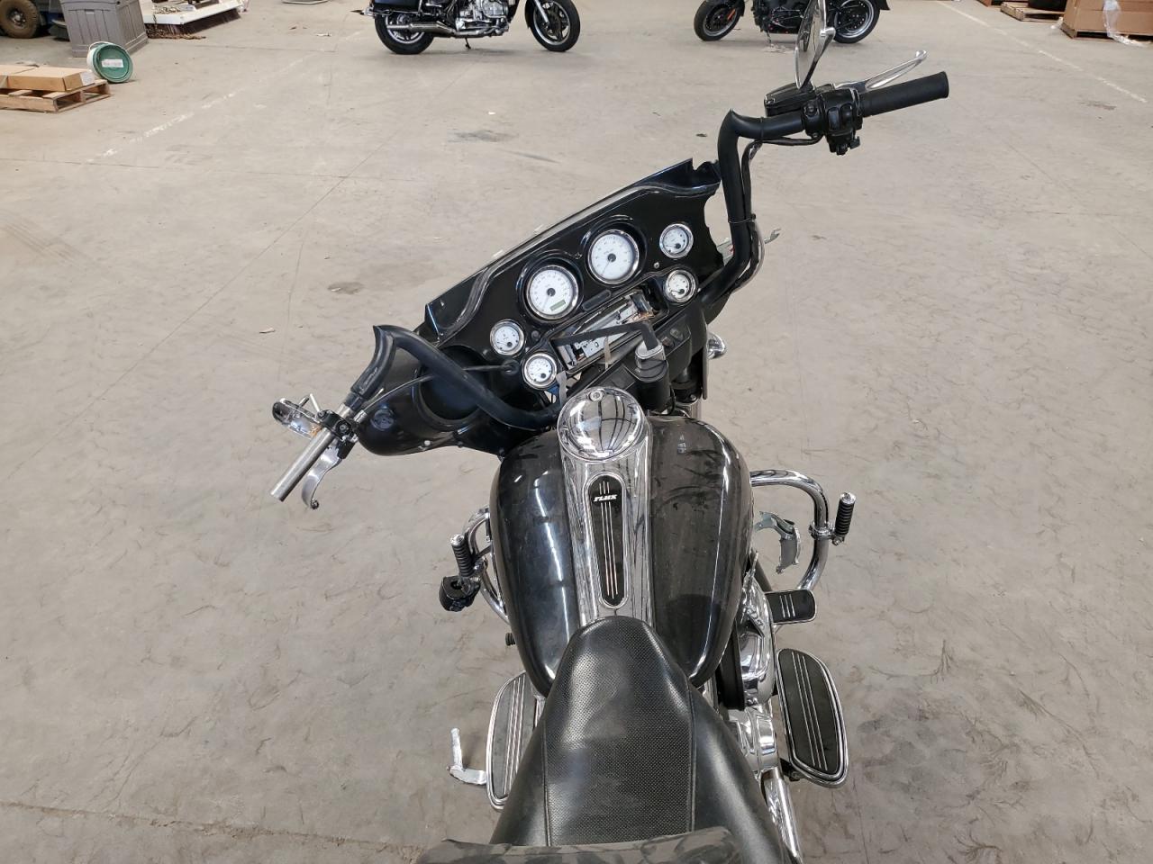 2008 Harley-Davidson Flhx VIN: 1HD1KB4108Y693564 Lot: 62540565