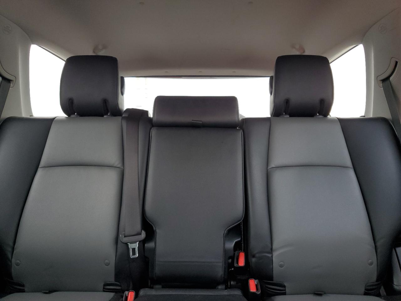 2021 Toyota 4Runner Sr5/Sr5 Premium VIN: JTENU5JR4M5915426 Lot: 63664195