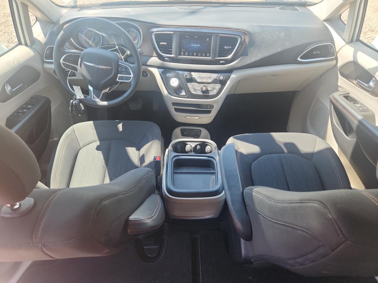 2019 Chrysler Pacifica Touring Plus VIN: 2C4RC1FG1KR575256 Lot: 65549585