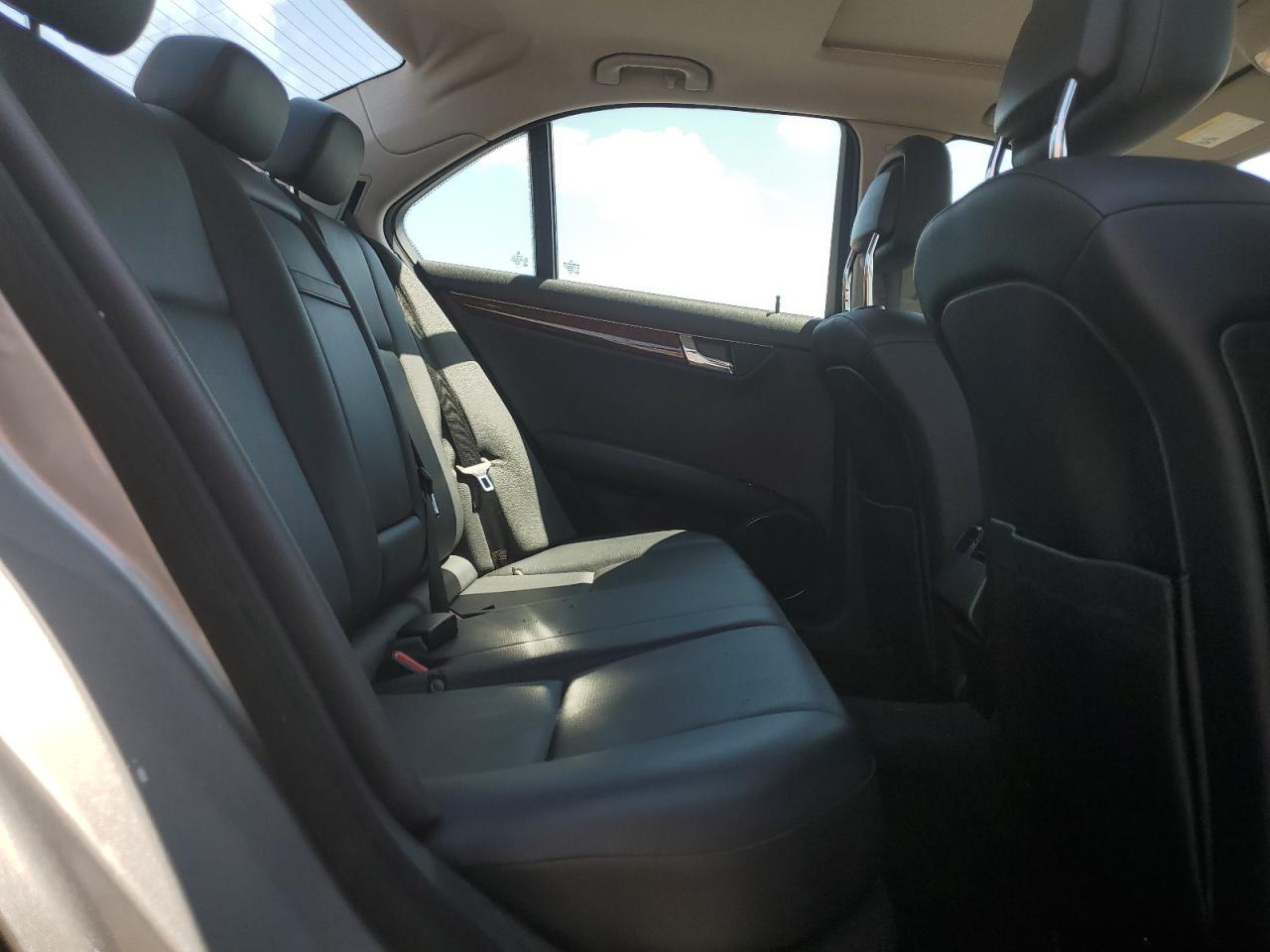 2011 Mercedes-Benz C 300 4Matic VIN: WDDGF8BB3BR156466 Lot: 64196835