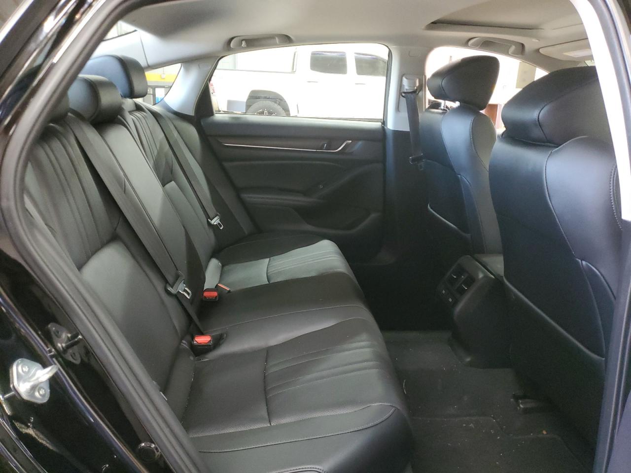 2022 Honda Accord Exl VIN: 1HGCV1F56NA045647 Lot: 63907345