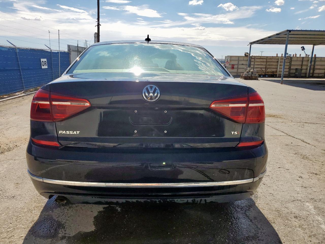 2019 Volkswagen Passat Wolfsburg VIN: 1VWLA7A3XKC009900 Lot: 66308695