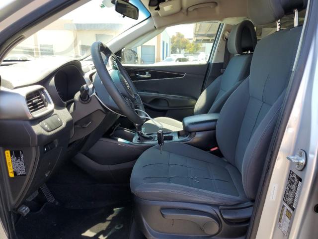  KIA SORENTO 2016 Серебристый