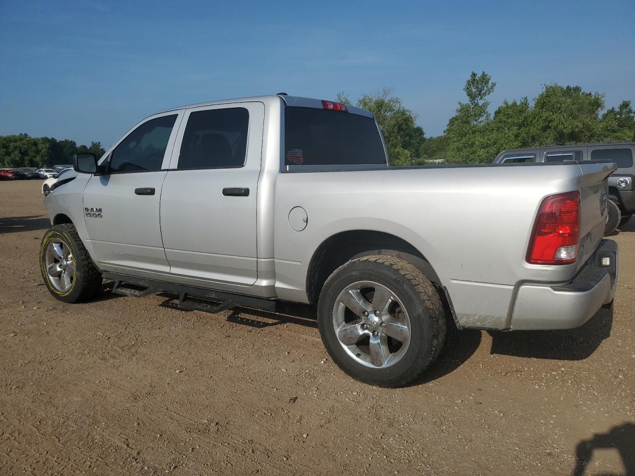 1c6rr7kg4js293592 1C6RR7KG4JS293592 2018 Ram 1500 St