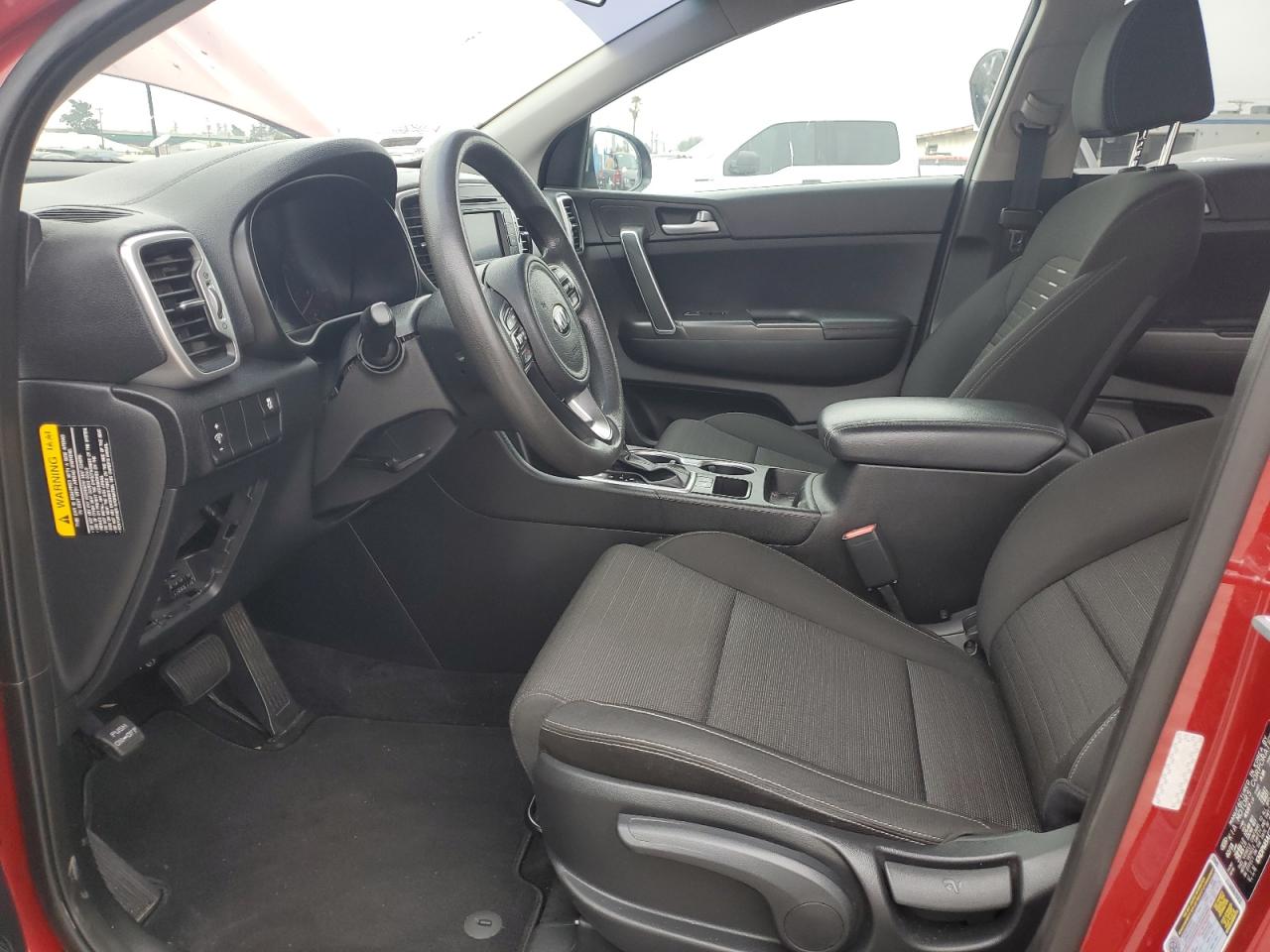 kndpm3ac7j7461203 KNDPM3AC7J7461203 2018 Kia Sportage Lx