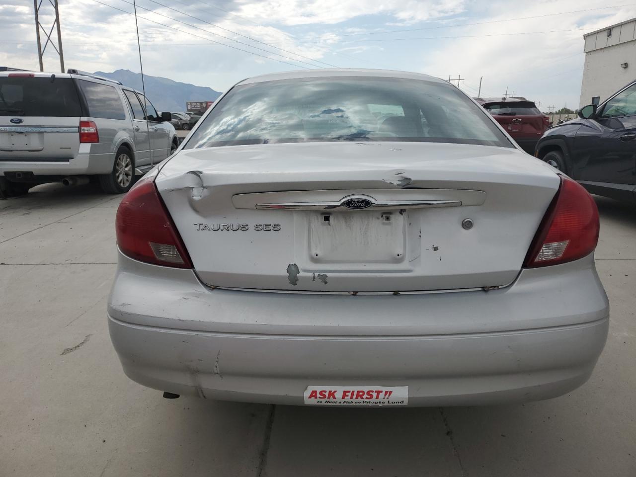 2003 Ford Taurus Ses VIN: 1FAFP55U73A267641 Lot: 64630355