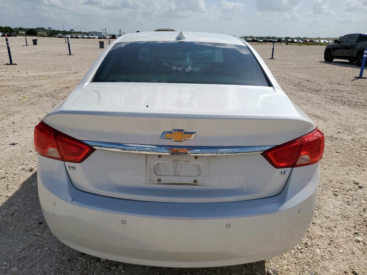2018 Chevrolet Impala Lt VIN: 1G1105S30JU104435 Lot: 65092785