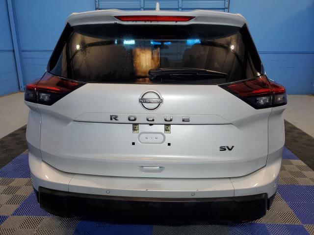  NISSAN ROGUE 2024 Белы