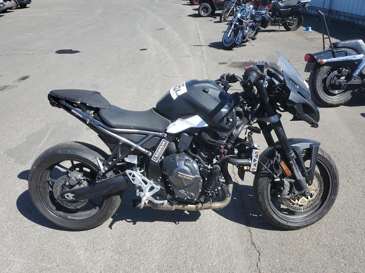 js1em13b5r7103605 JS1EM13B5R7103605 2024 Suzuki Gsx800 F