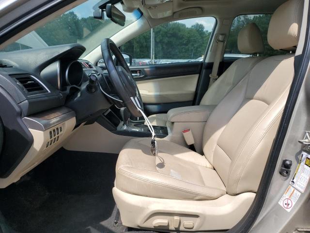  SUBARU OUTBACK 2017 Кремовый
